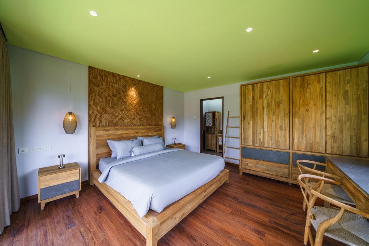 Villa Beauvida - Cozy 4- Bedroom Villa In Canggu With 18M Pool Dalung  ภายนอก รูปภาพ