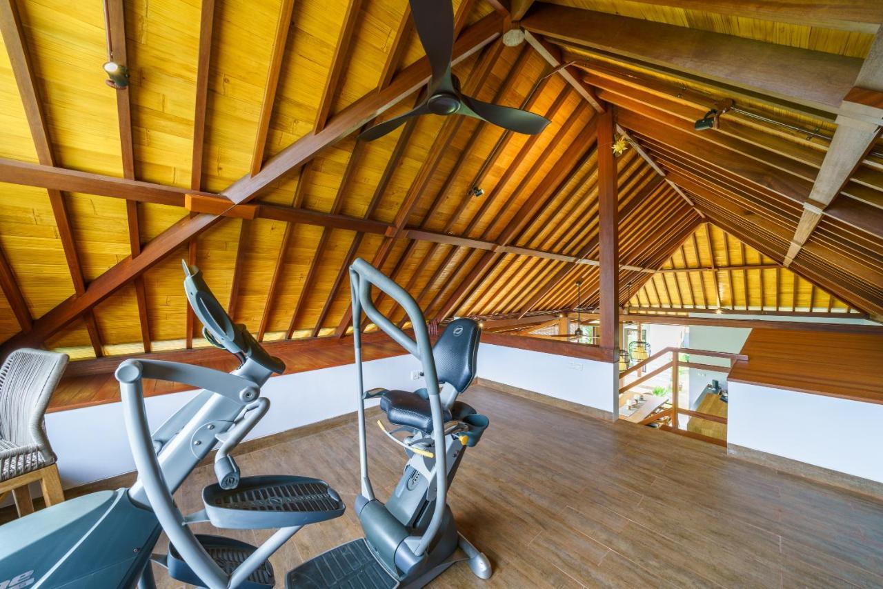Villa Beauvida - Cozy 4- Bedroom Villa In Canggu With 18M Pool Dalung  ภายนอก รูปภาพ
