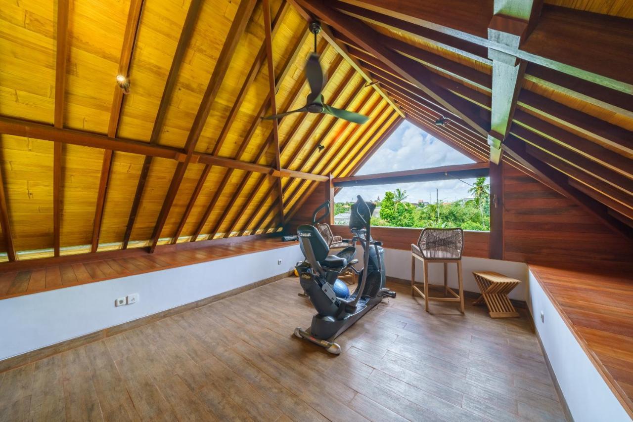 Villa Beauvida - Cozy 4- Bedroom Villa In Canggu With 18M Pool Dalung  ภายนอก รูปภาพ