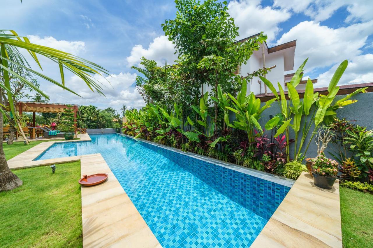 Villa Beauvida - Cozy 4- Bedroom Villa In Canggu With 18M Pool Dalung  ภายนอก รูปภาพ