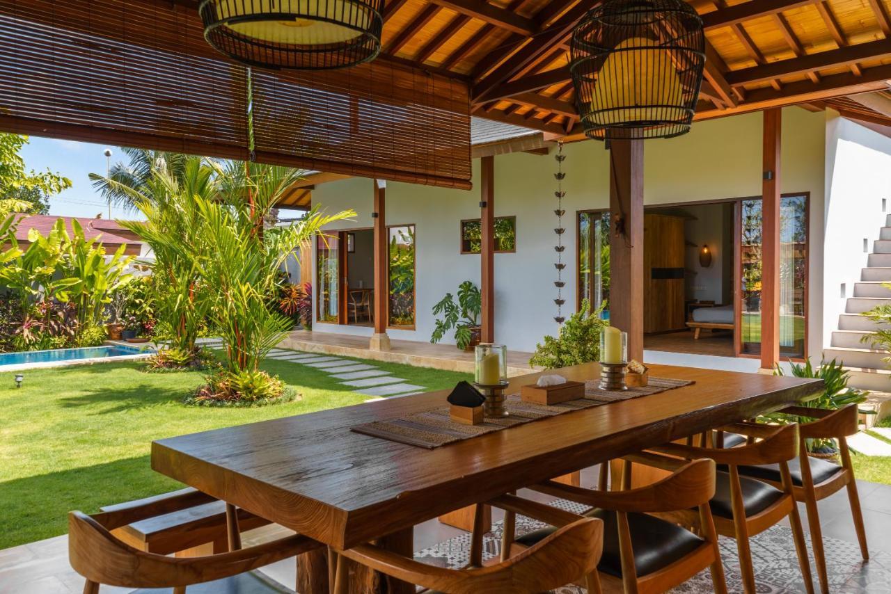 Villa Beauvida - Cozy 4- Bedroom Villa In Canggu With 18M Pool Dalung  ภายนอก รูปภาพ